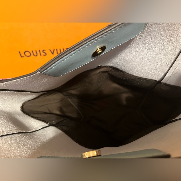 BOSTANTEN Women's Leather Designer Handbags Tote Purses Shoulder Bucket Bags - Picture 4 of 6